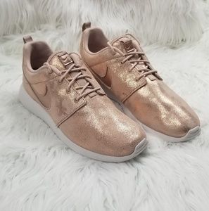 women's nike roshe one premium casual shoes